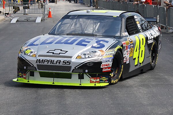 Jimmie Johnson's 2009 COT in the garage at Las Vegas Motor Speedway, featuring the wing used until the 2010 Goody's Fast Pain Relief 500.